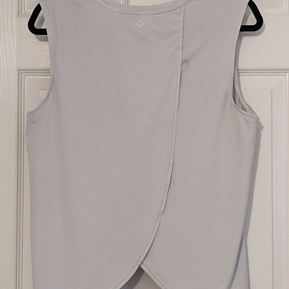 Athleta Large Women's Sleeveless Pale Gray Top w/ Slit Up Back Great Condition